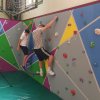 Elkészült a sport mászófal az iskola tornatermében